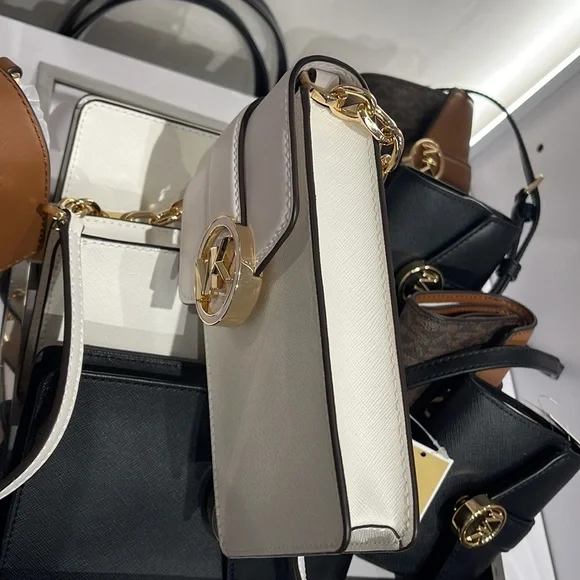 MICHAEL KORS CARMEN SMALL FAUX LEATHER PHONE CROSSBODY BAG - Picture 13 of 16